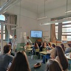 FIBAO acerca al alumnado del IES Celia Viñas la importancia del microbioma en la salud durante la Semana de la Ciencia