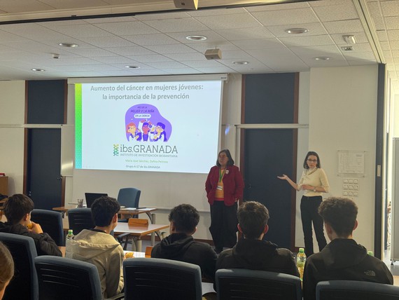 El ibs.GRANADA continúa el Mes de la Mujer y la Niña en la Ciencia con talleres experimentales y encuentros sobre prevención del cáncer en jóvenes
